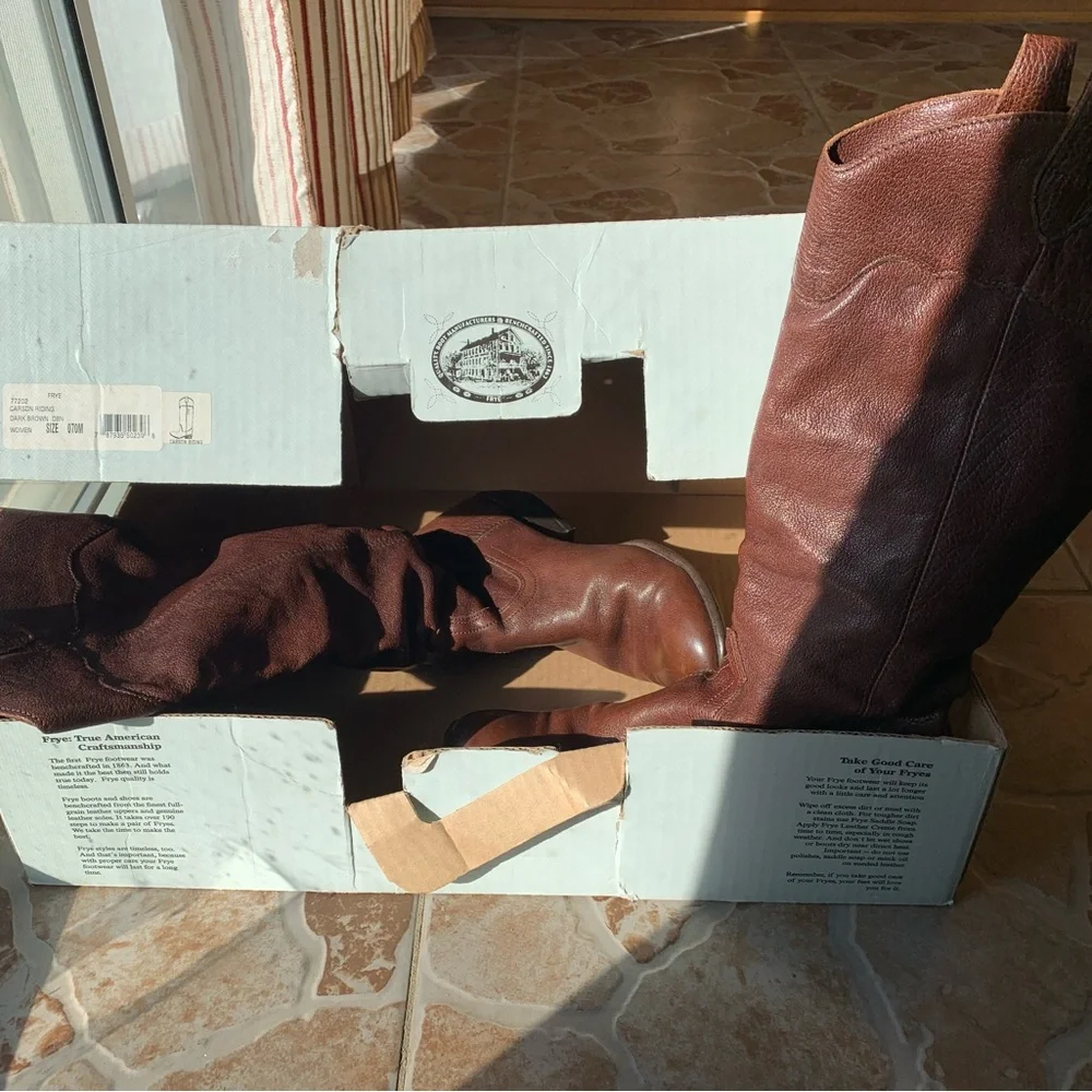 Frye Carson Riding boot - Picture 2 of 5